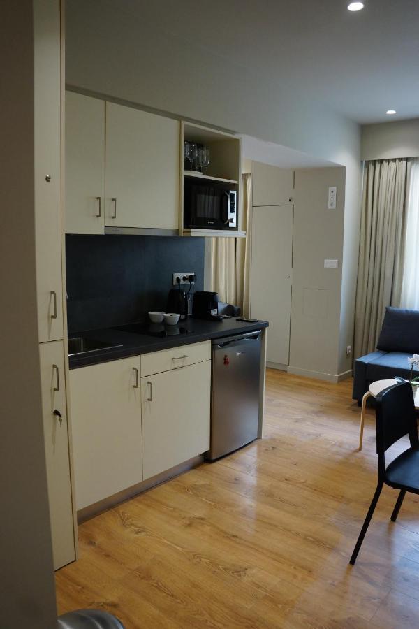 Historic Center Luxury Studio Apartment Атина Екстериор снимка